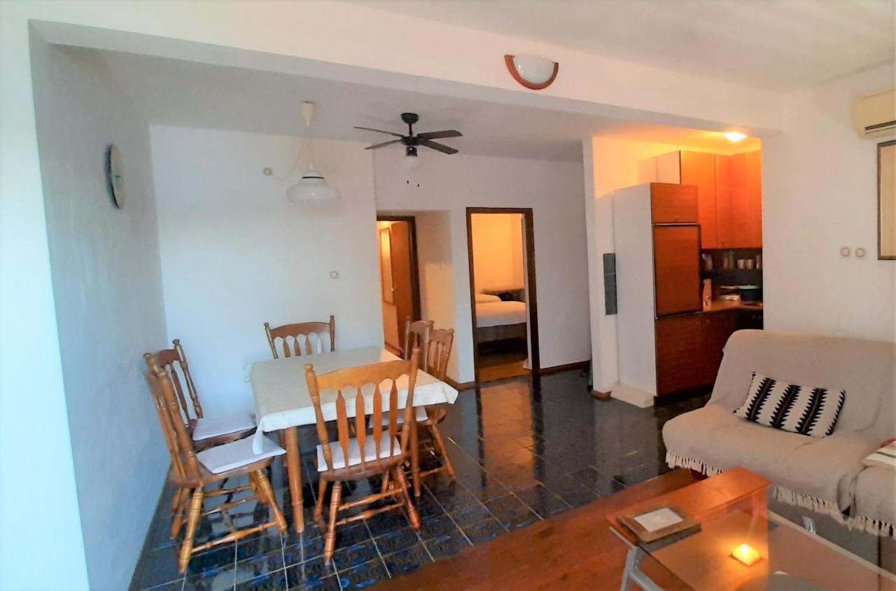 Apartman Ena By The Sea ปริซบา ภายนอก รูปภาพ