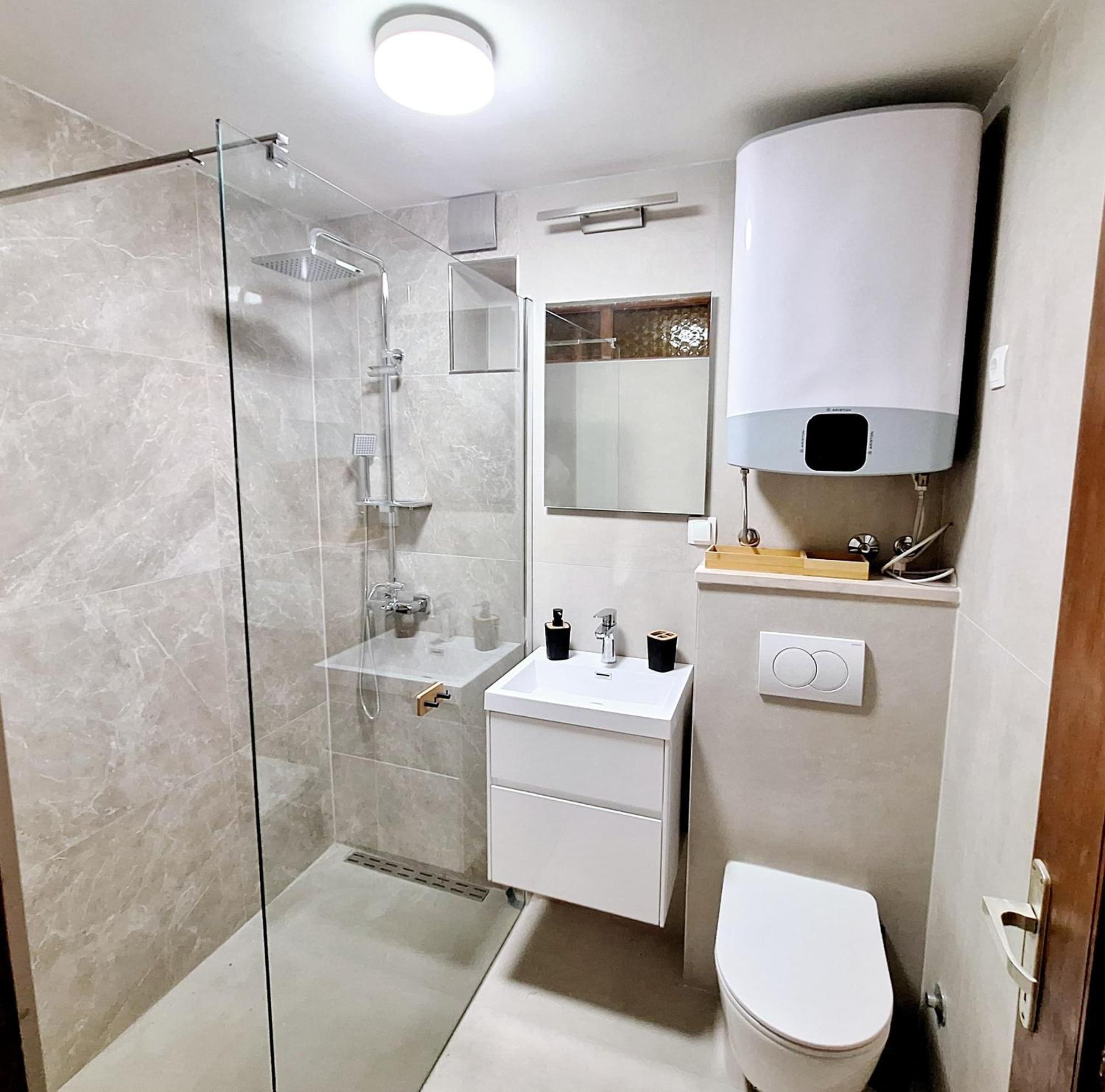 Apartman Ena By The Sea ปริซบา ภายนอก รูปภาพ