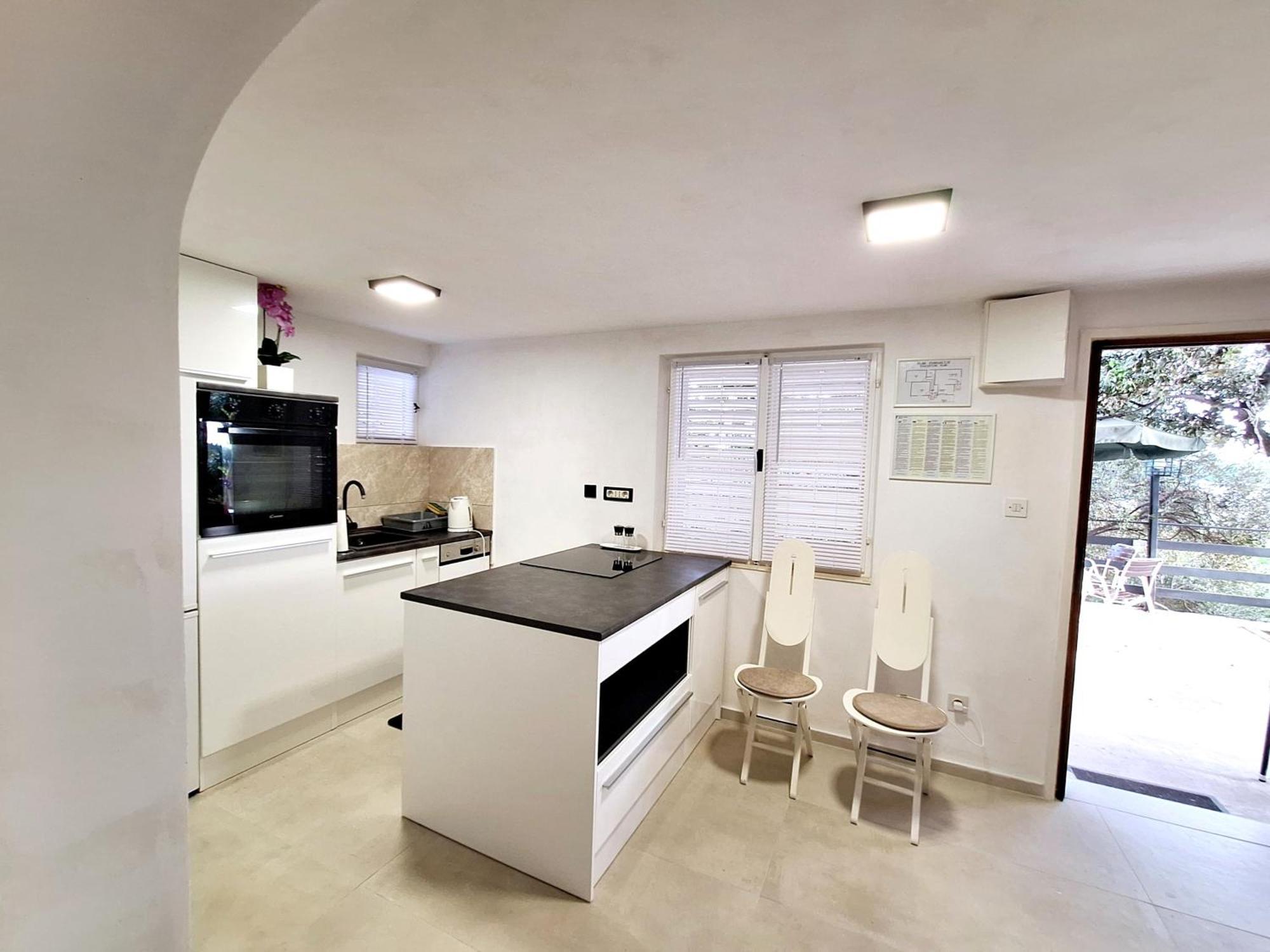 Apartman Ena By The Sea ปริซบา ภายนอก รูปภาพ